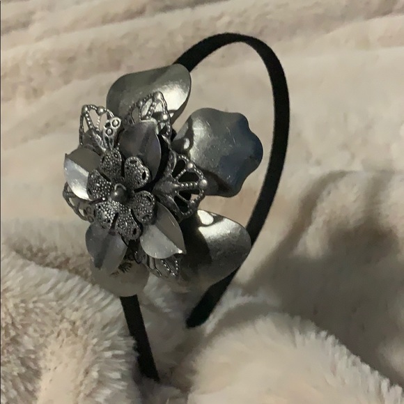 Headband - Picture 2 of 4